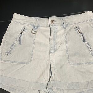 New White House Black Market Light blue Cargo Shorts new with tag